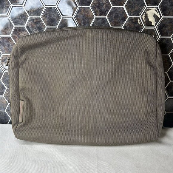 Mandarin Duck Laptop Messenger Bag *No Strap! - Picture 1 of 10
